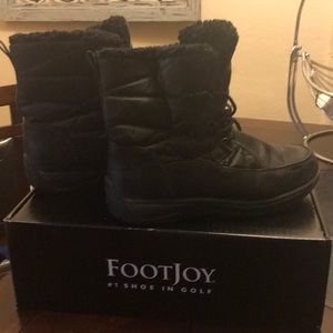 Totes snow boots